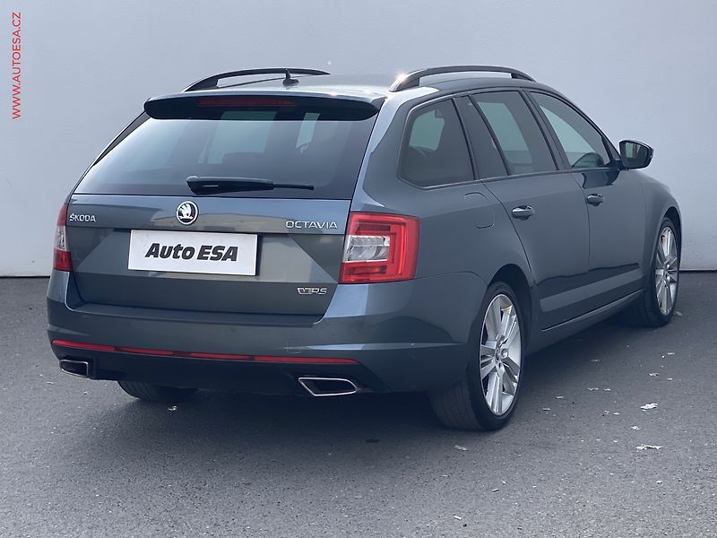 Škoda Octavia (2016) 2.0 TDi, ČR, RS Challange - fotka 4 z 19