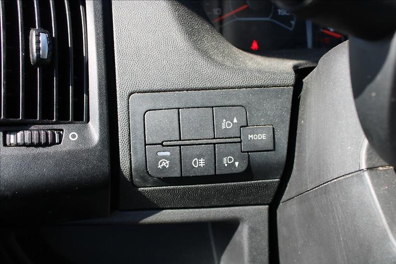 Peugeot Boxer 2,2 HDi  L2/H2, SERVISKA, DPH - fotka 18 z 25
