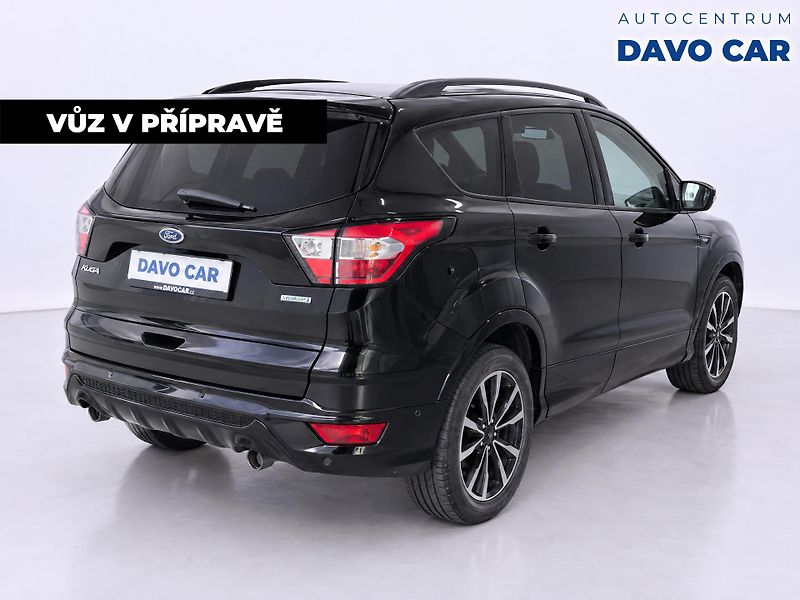 Ford Kuga 1,5 EcoBoost 129kW 4x4 Aut. - fotka 3 z 12