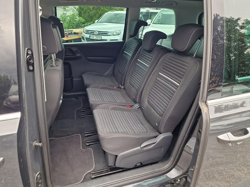 Volkswagen Sharan 2,0TDI CUP - fotka 8 z 16