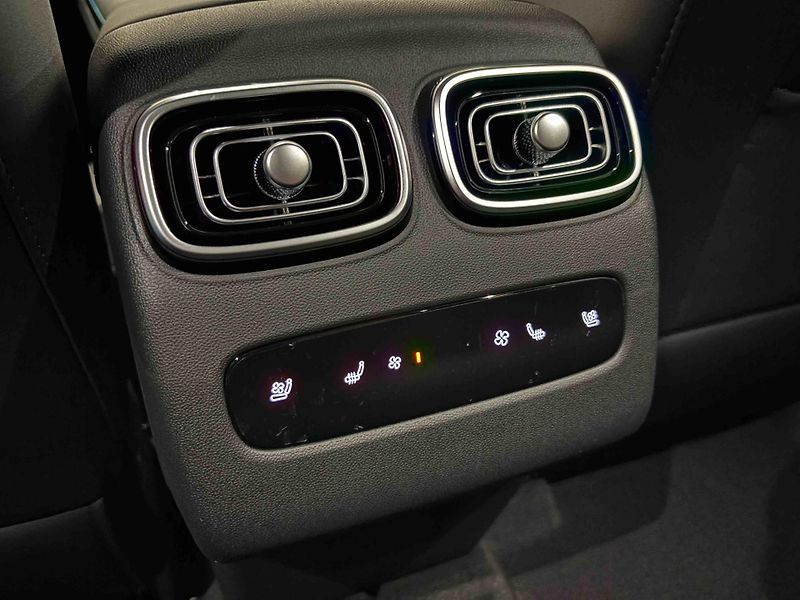 Jaecoo 8 (2026) PHEV AWD Exclusive - fotka 27 z 32