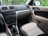 Škoda Yeti (2010) 2.0 TDI, 4X4, ČR,1.maj - náhled 8
