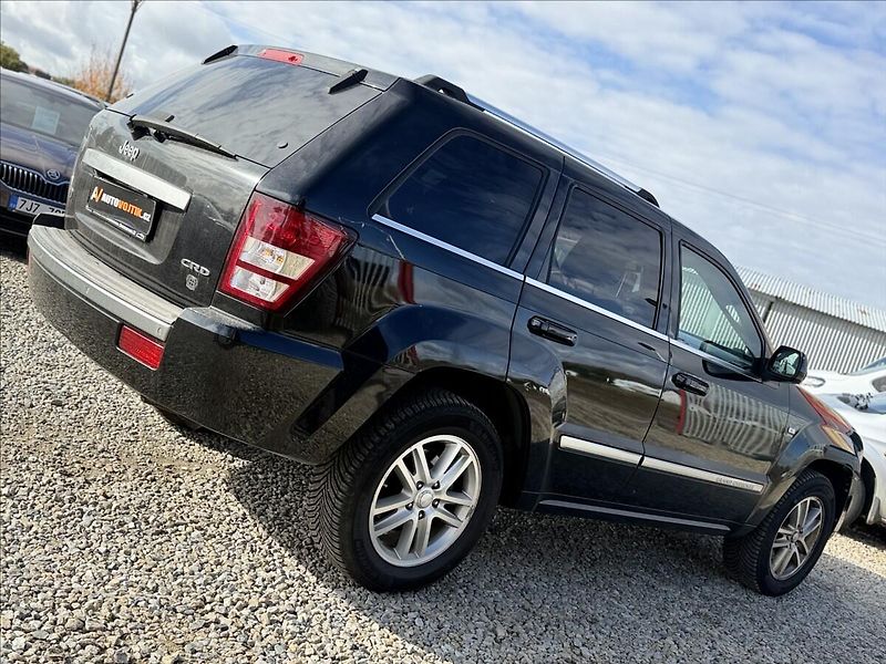 Jeep Grand Cherokee 3,0 V6 CRD OVERLAND, BEZ DPF - fotka 5 z 19