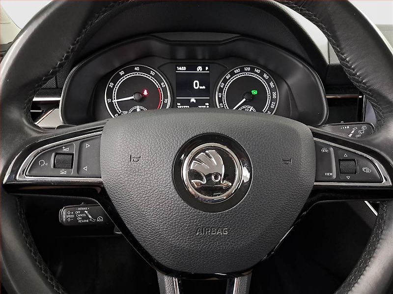 Škoda Kamiq (2020) 1.5 TSI, Automat, Tempomat - fotka 17 z 20