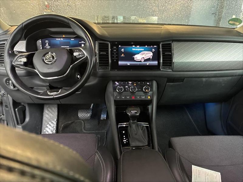 Škoda Kodiaq 2,0 TDI STYLE TAŽNÉ KAMERA 360 - fotka 5 z 9