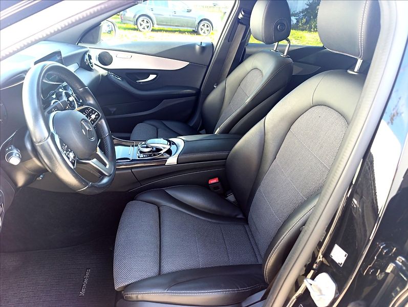 Mercedes-Benz Třídy C 2,0 EQ POWER KAMERA NAVI - fotka 14 z 38