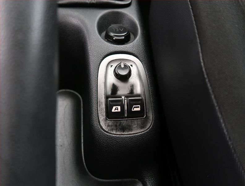 Peugeot 206 (2010) 1.4 HDI, po STK, udržované - fotka 14 z 14