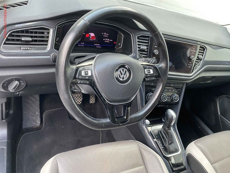 Volkswagen T-Roc (2019) 1.5 TSi, Highline, DSG, LED - fotka 12 z 20
