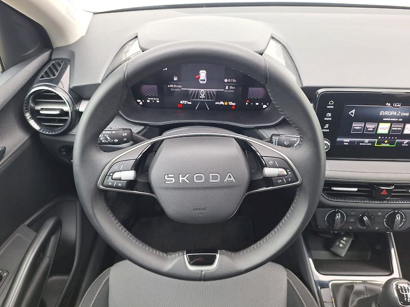 Škoda Fabia (2025) 1.0 TSI / 70 kW / 5MP / Select - fotka 5 z 33
