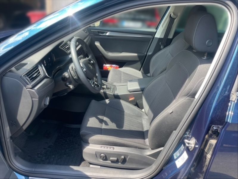 Škoda Superb 1,5 TSI 110 Style DSG - fotka 7 z 11