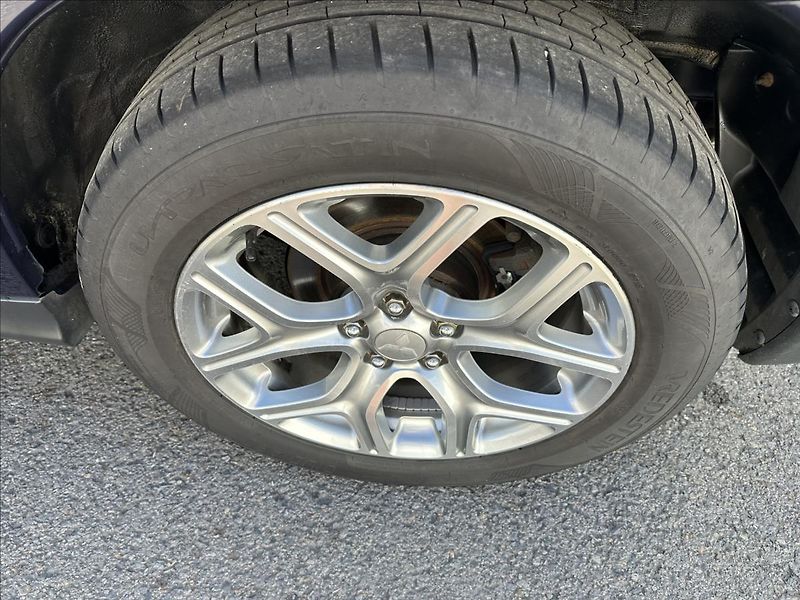 Mitsubishi ASX 1,6 TAŽNÉ - fotka 23 z 24