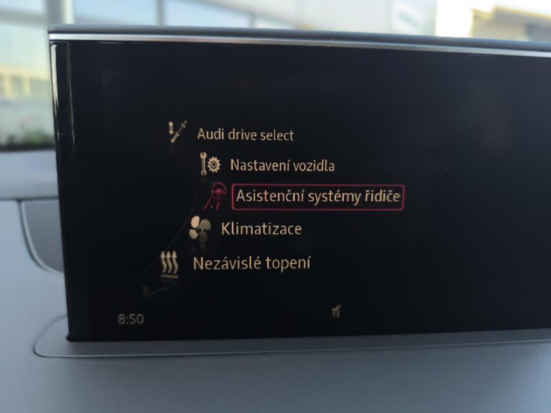 Audi Q7 3.0 TDi - fotka 24 z 26