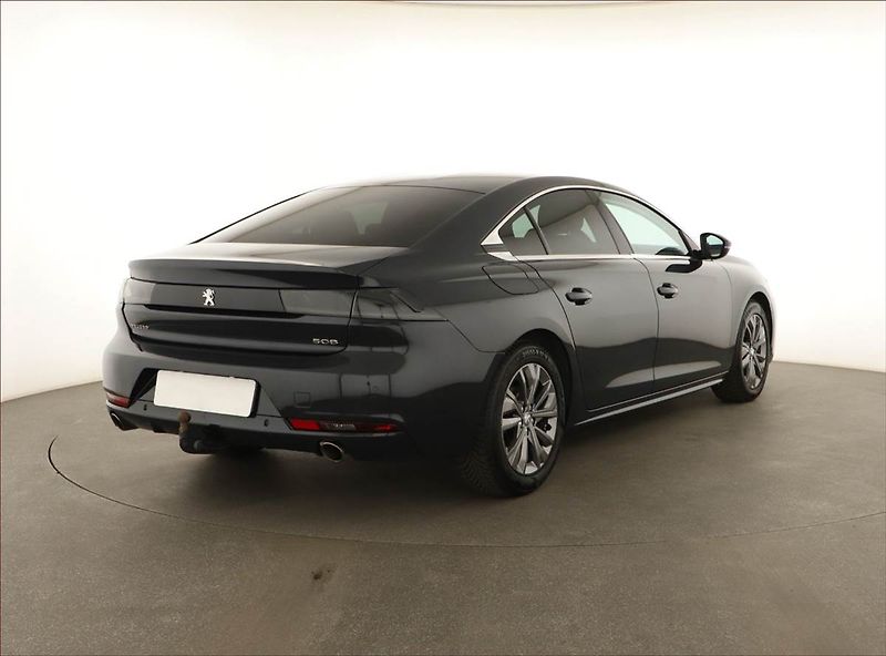 Peugeot 508 (2019) Allure 1.6 PureTech, Automat - fotka 5 z 17