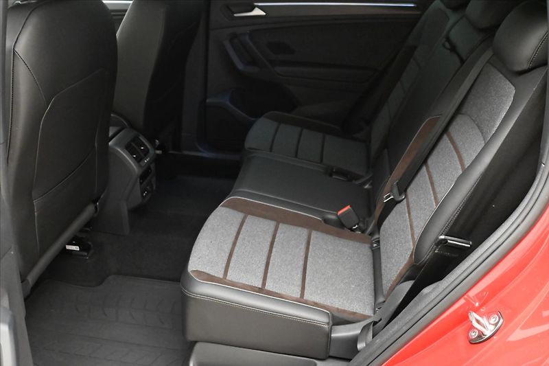 Seat Tarraco 1,4 TSI 180 kW e-Hybrid DSG Xc - fotka 14 z 33