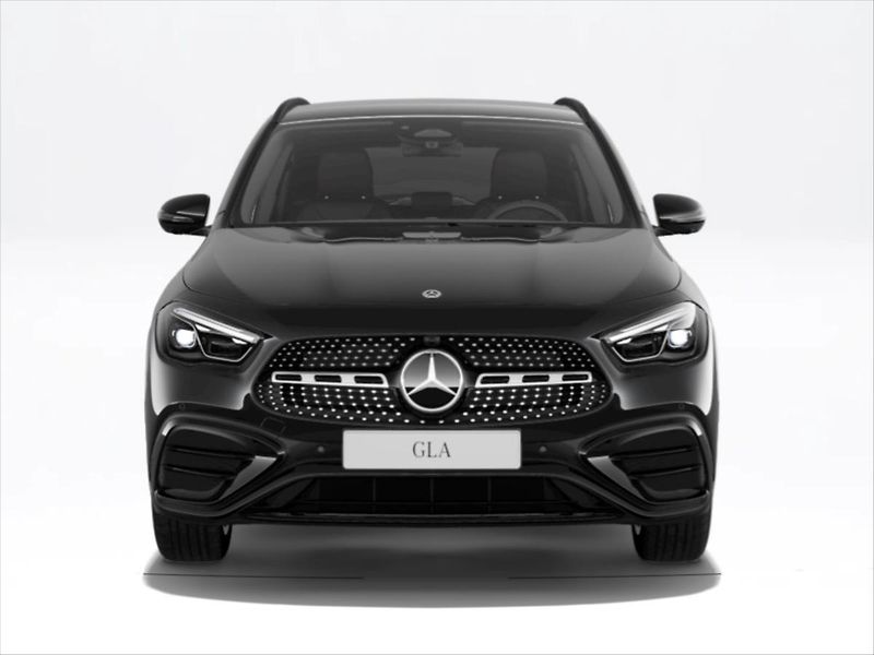 Mercedes-Benz GLA (2026) 1,3 200 Edition 140 Years - fotka 2 z 9