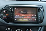 Toyota Yaris 1,3 VVT-i  ČR,1MAJ,DPH,AUTOMAT - náhled 11
