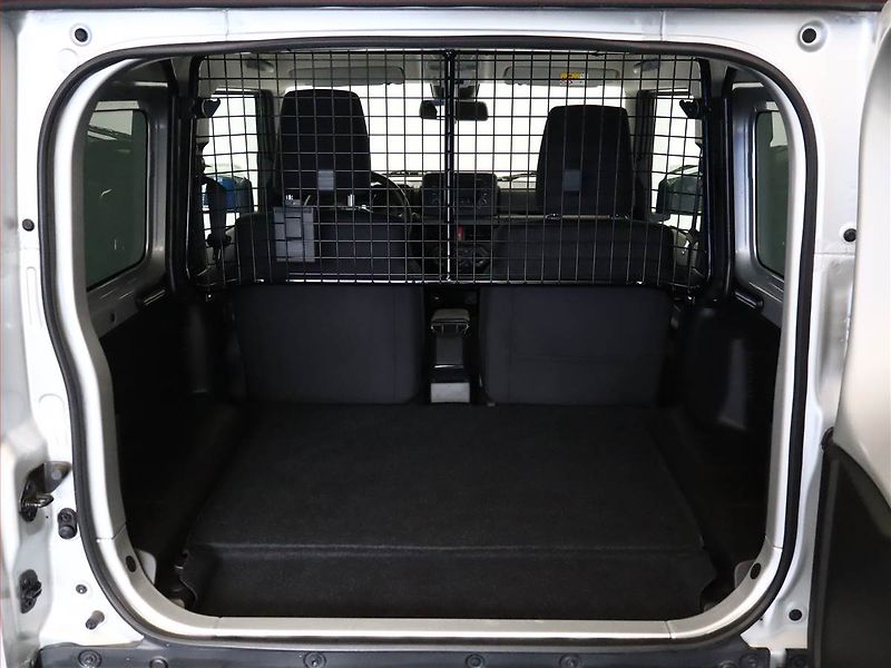 Suzuki Jimny (2022) 1.5 AllGrip - fotka 10 z 13