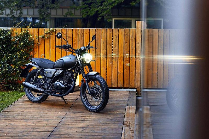Keeway (2026) X-Light 125i CBS - fotka 4 z 16