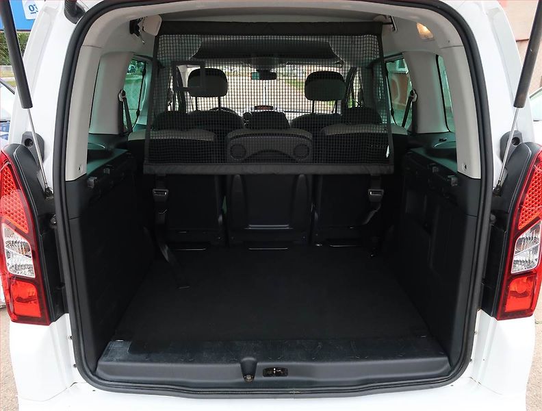 Citroën Berlingo (2014) 1.6 HDi, 5Míst, ČR - fotka 13 z 18