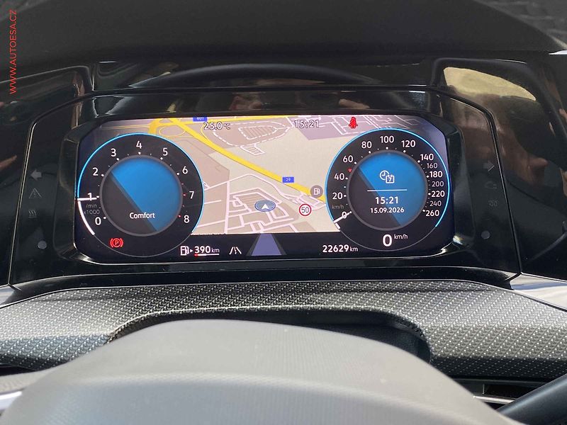 Volkswagen Golf (2023) 1.5 TSi, ČR, LED, navi, park - fotka 14 z 19