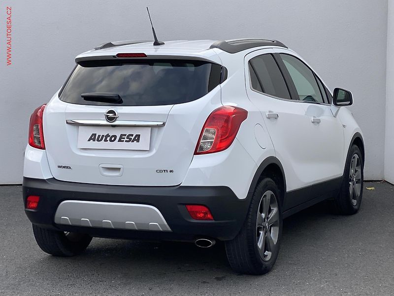 Opel Mokka (2014) 1.7 CDTi 4x4, Innovation - fotka 4 z 19