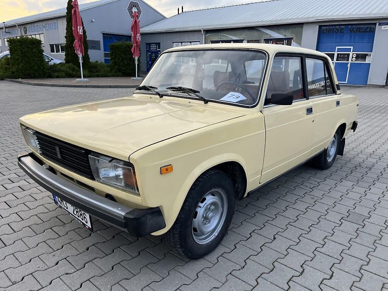 Lada 2105 (1986) 1.3i NOVÁ STK - fotka 3 z 12
