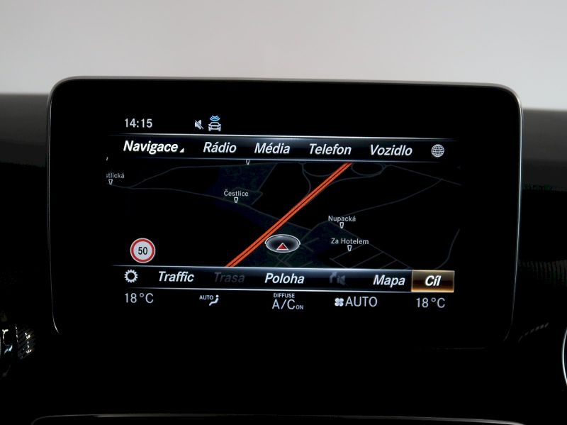 Mercedes-Benz Třídy V (2020) 300d L EXCLUSIVE WEBASTO BURME - fotka 25 z 39