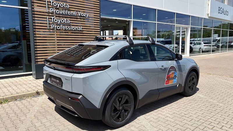 Toyota C-HR Style 57kWh FWD - fotka 4 z 17