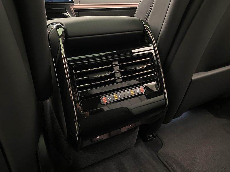 Land Rover Range Rover Sport (2026) D250 DYNAMIC SE AWD AUT  - fotka 42 z 65