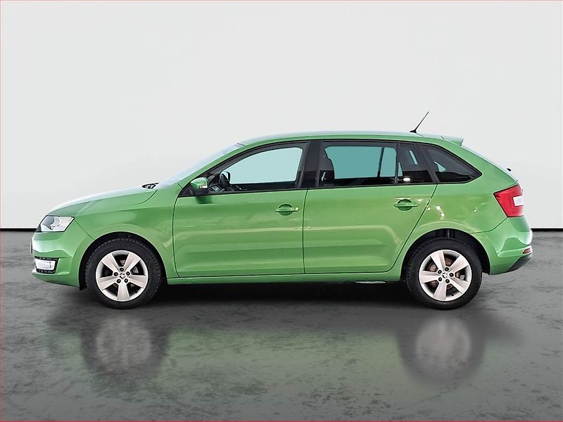 Škoda Rapid (2015) Spaceback 1.2 TSI - fotka 3 z 16