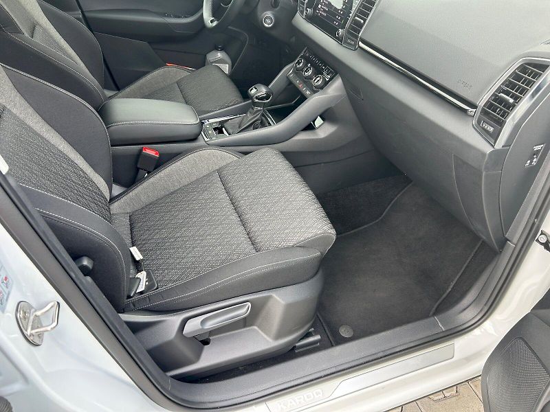 Škoda Karoq (2024) SEL TS 110/1.5 A7F - fotka 12 z 33