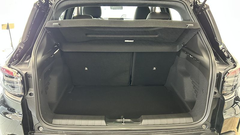 Jeep Avenger 1.2i 100k Longitude  MT6 - fotka 12 z 12