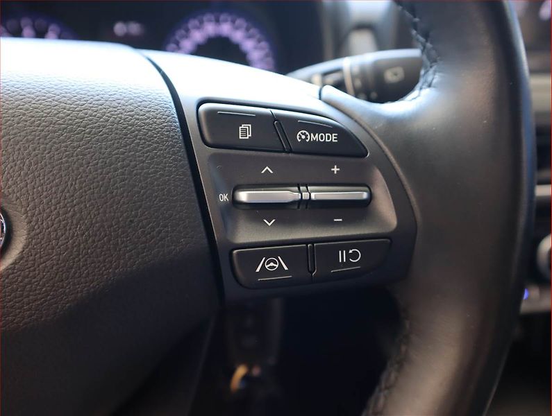 Hyundai Kona (2023) 1.0 T-GDI, Serv.kniha - fotka 17 z 18