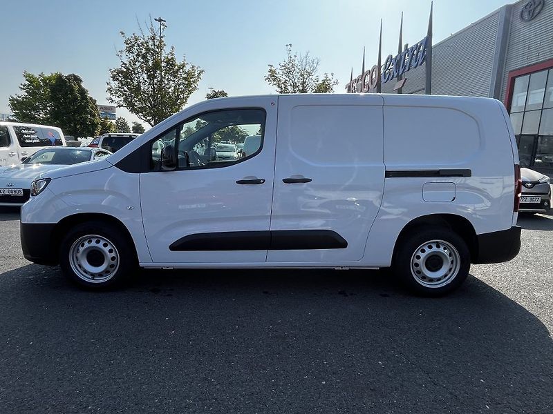 Toyota ProAce City 1.5D 130k MT Active Multimedia - fotka 8 z 28