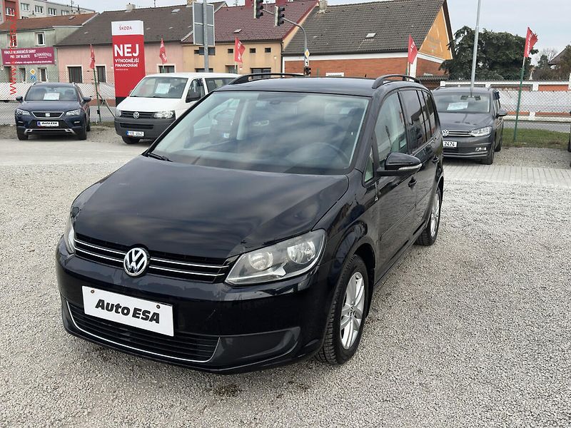 Volkswagen Touran (2011) 1.6TDi, AAC, TZ - fotka 3 z 18