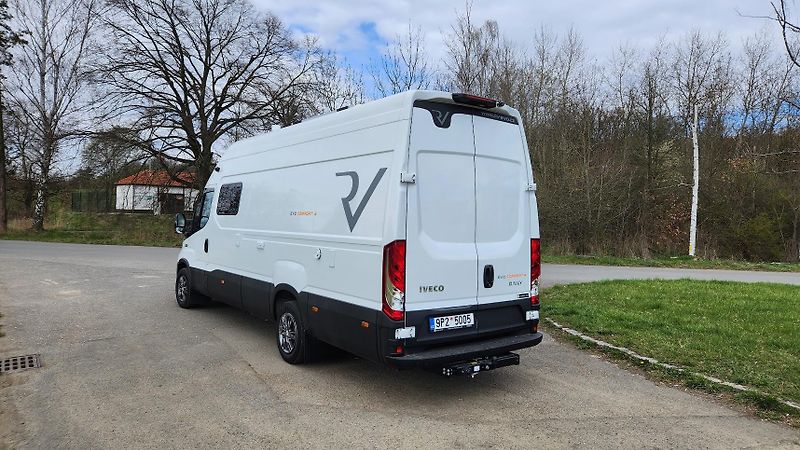 Iveco 50C18HA8V/P 3,0D RVEvolution  - fotka 4 z 33