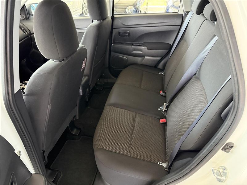 Mitsubishi ASX 1,6   16V, 1.MAJITEL, SERVISKA - fotka 12 z 18