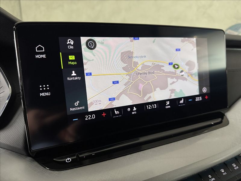 Škoda Octavia 2,0 TDi  DSG Tour Virtual Matr - fotka 38 z 45