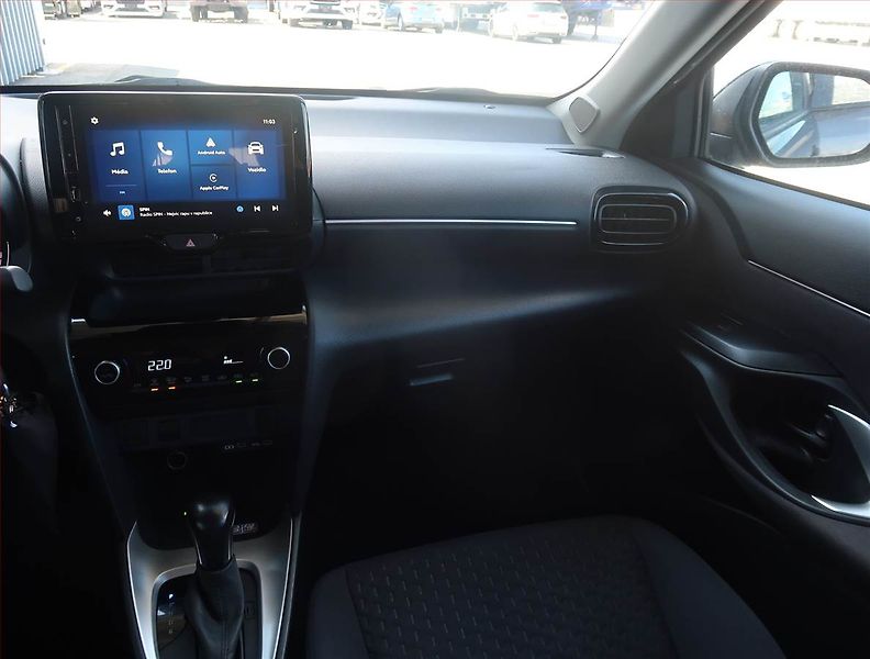 Toyota Yaris Cross (2024) Comfort 1.5 VVT-iE, Automat - fotka 8 z 20