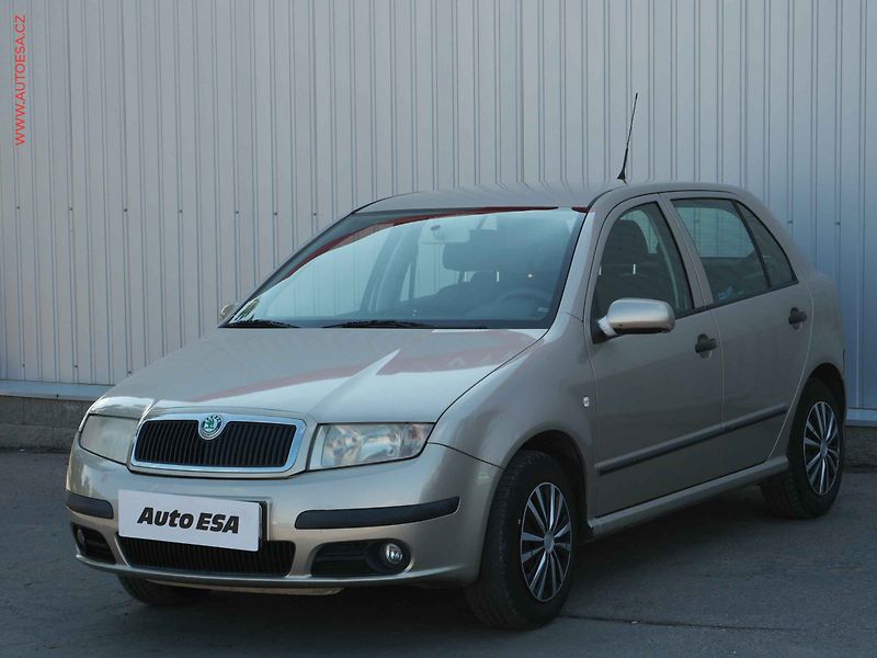 Škoda Fabia (2005) 1.2 HTP, ČR, El.výbava - fotka 3 z 15