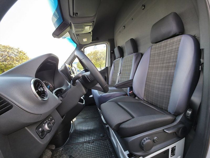 Mercedes-Benz eSprinter 320 KAWA PRO L 81kWh - fotka 17 z 26