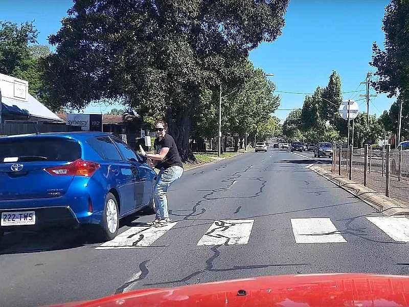 K ošklivé nehodě chybělo opravdu málo.