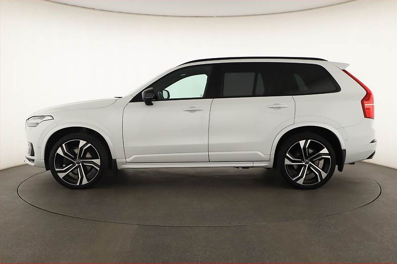 Volvo XC90 (2020) B6 AWD - fotka 3 z 31