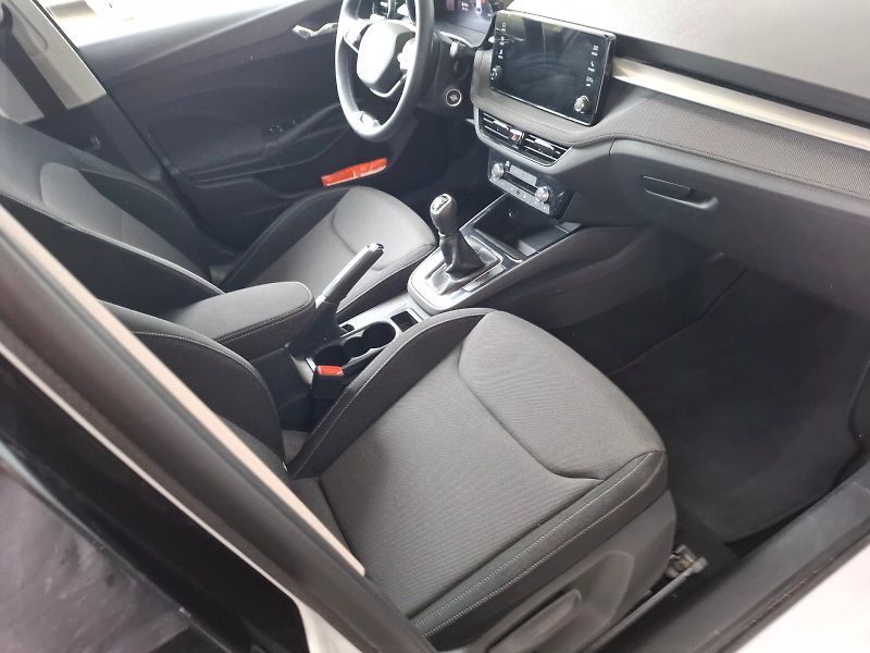 Škoda Fabia (2025) SELECTION TS 70/1.0 M5F - fotka 22 z 29