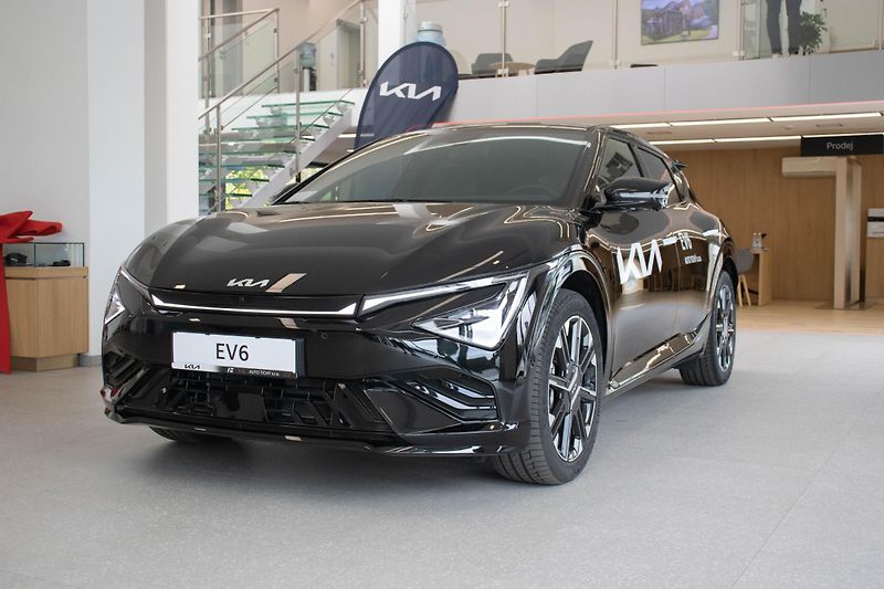 Kia EV6 4x4 GT-LINE 239 kW 84 kWh - fotka 1 z 16