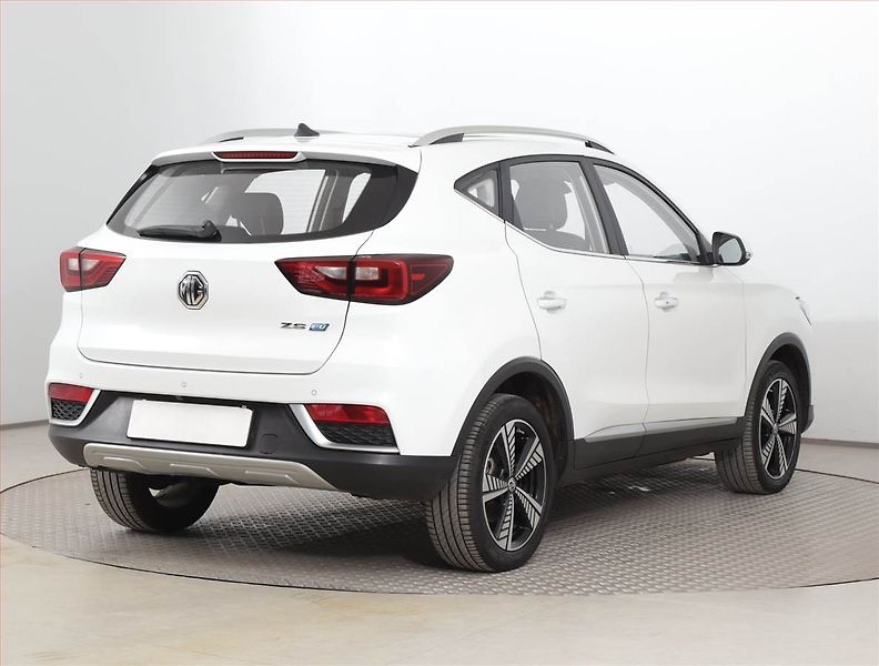 MG ZS (2020) Luxury EV 42.5 kWh, SoH 83% - fotka 5 z 25
