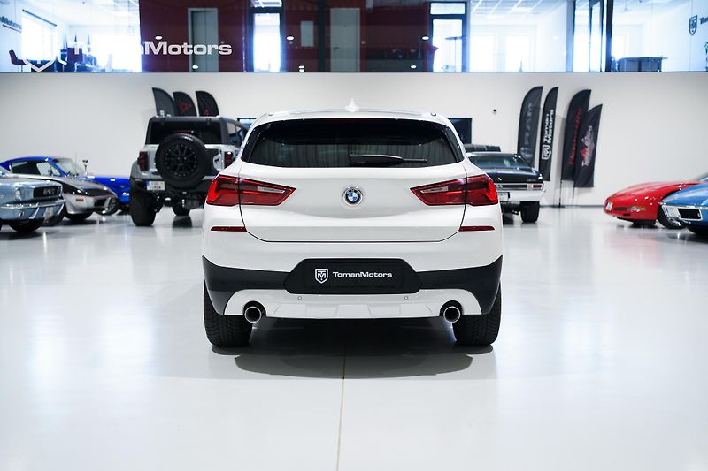 BMW X2 (2018) - fotka 6 z 23