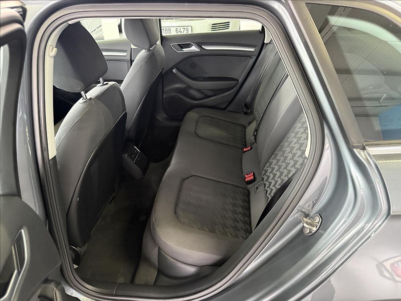 Audi A3 1,2   TFSI 81kW,ATTRACTION - fotka 18 z 21