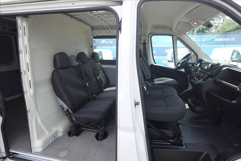 Fiat Ducato 2,2 MJT  L2H1 6MÍST KLIMA - fotka 17 z 33