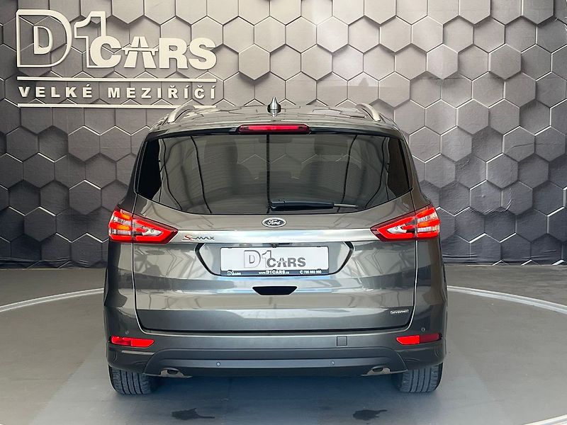 Ford S-MAX 2,5 HEV Titanium 7míst - fotka 3 z 70
